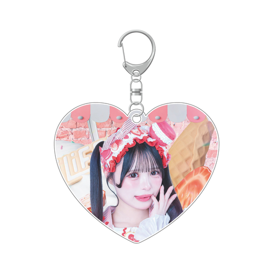 【iLiFE!】アクリルキーホルダー　ハート型・スイーツ衣装